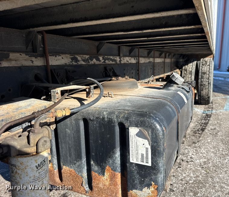 image for item ER0396 2006 Isuzu T7F box truck