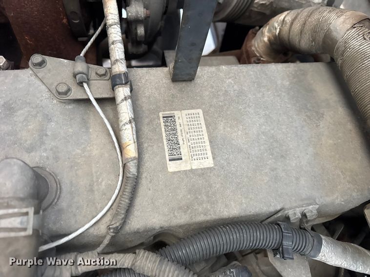 image for item ER0396 2006 Isuzu T7F box truck