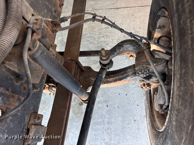 image for item ER0396 2006 Isuzu T7F box truck