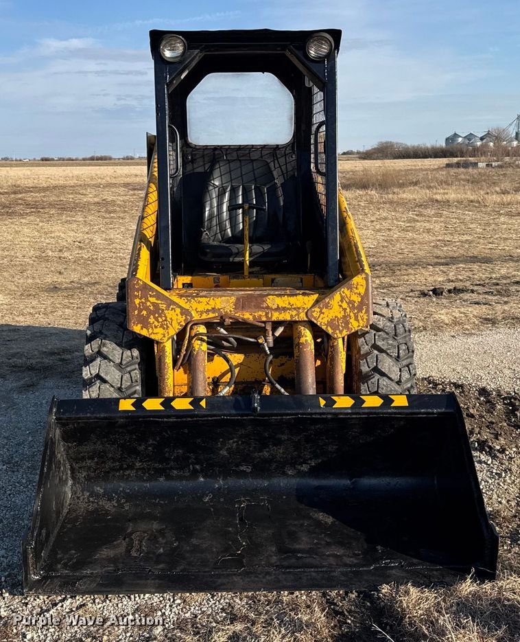 image for item ER0415 Mustang 940 skid steer loader