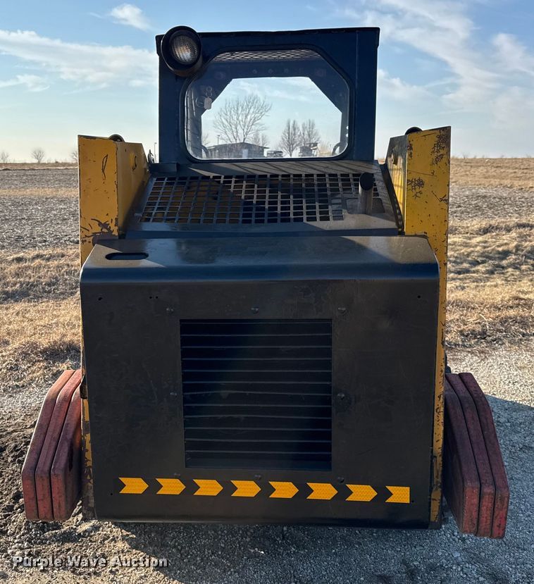 image for item ER0415 Mustang 940 skid steer loader