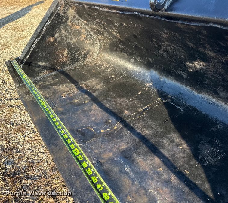 image for item ER0415 Mustang 940 skid steer loader