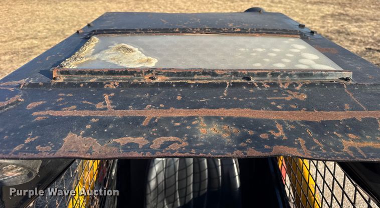 image for item ER0415 Mustang 940 skid steer loader