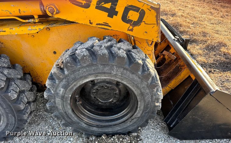 image for item ER0415 Mustang 940 skid steer loader