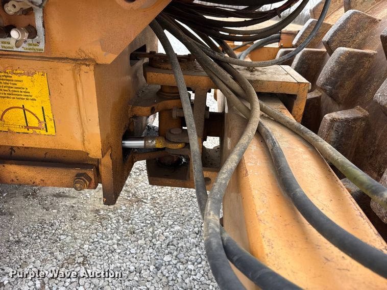 image for item ER0425 J.I. Case W602BPD single drum vibratory roller