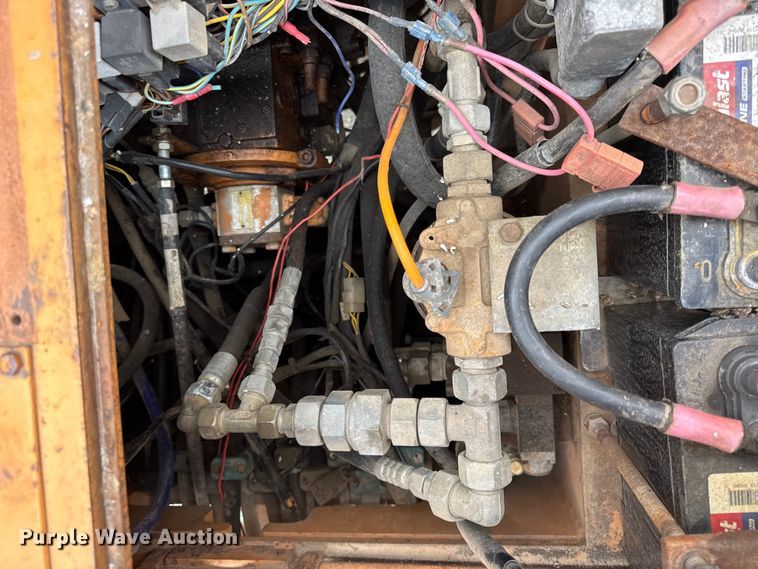 image for item ER0425 J.I. Case W602BPD single drum vibratory roller