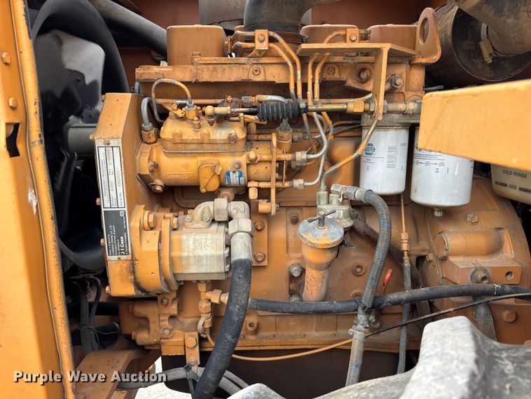 image for item ER0425 J.I. Case W602BPD single drum vibratory roller