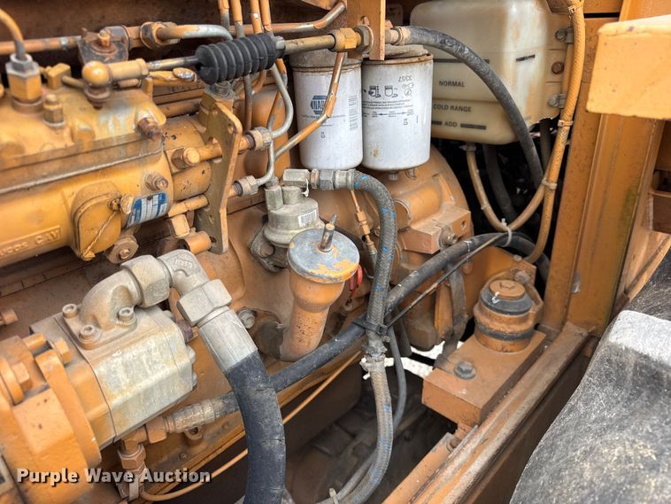 image for item ER0425 J.I. Case W602BPD single drum vibratory roller