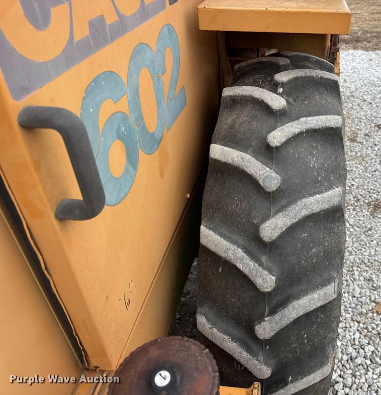 image for item ER0425 J.I. Case W602BPD single drum vibratory roller