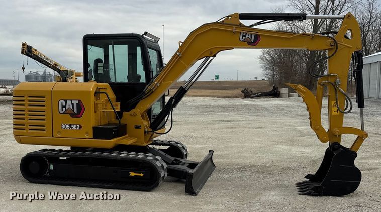 image for item ER0427 2018 Caterpillar 305.5E2 mini excavator