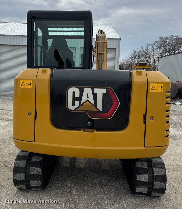image for item ER0427 2018 Caterpillar 305.5E2 mini excavator