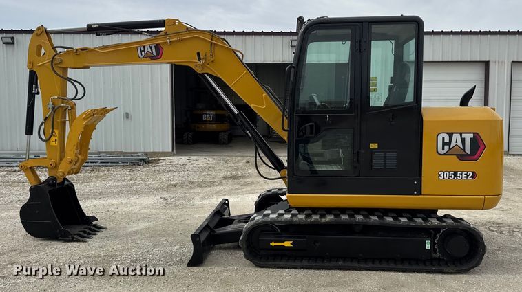 image for item ER0427 2018 Caterpillar 305.5E2 mini excavator