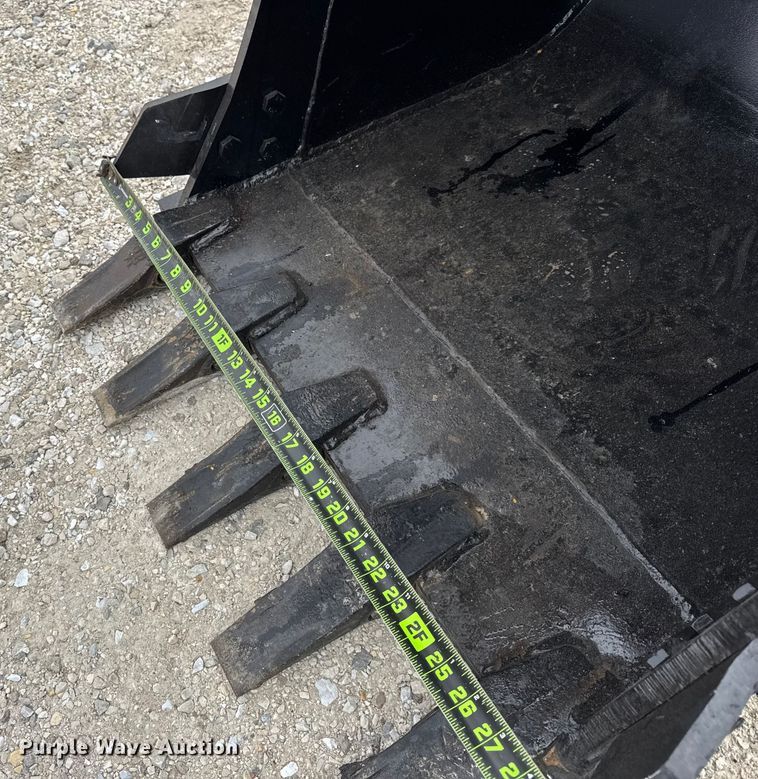 image for item ER0427 2018 Caterpillar 305.5E2 mini excavator