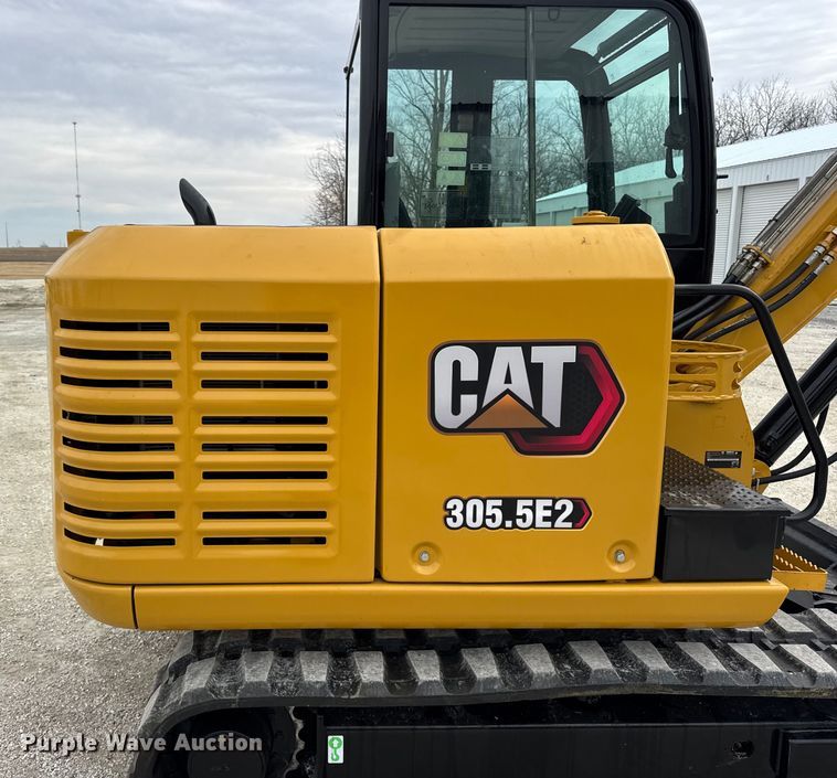 image for item ER0427 2018 Caterpillar 305.5E2 mini excavator