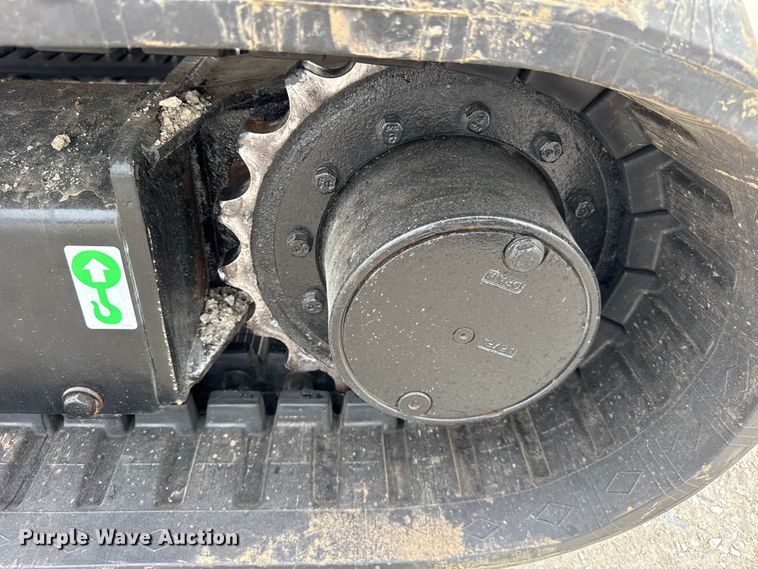 image for item ER0427 2018 Caterpillar 305.5E2 mini excavator