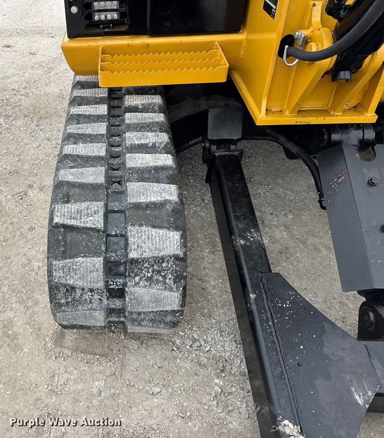 image for item ER0427 2018 Caterpillar 305.5E2 mini excavator