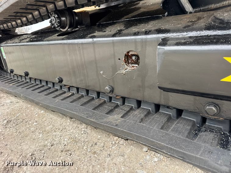 image for item ER0427 2018 Caterpillar 305.5E2 mini excavator