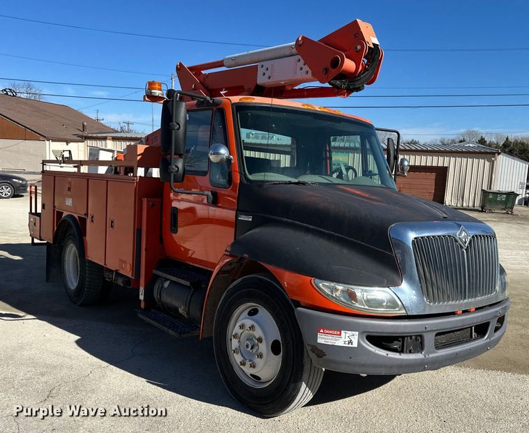 image for item ES1021 2008 International 4100 SBA bucket truck