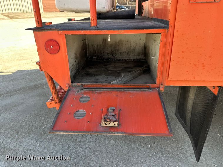 image for item ES1021 2008 International 4100 SBA bucket truck