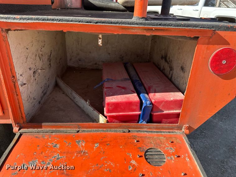 image for item ES1021 2008 International 4100 SBA bucket truck