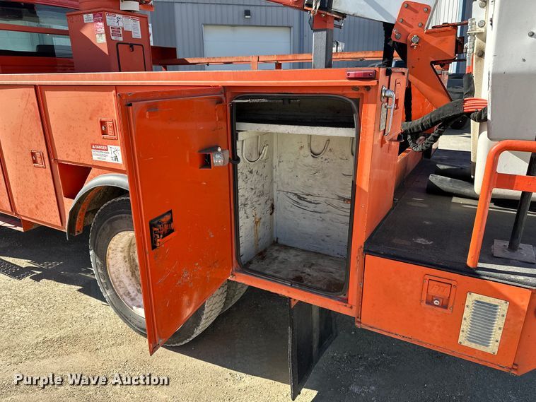 image for item ES1021 2008 International 4100 SBA bucket truck