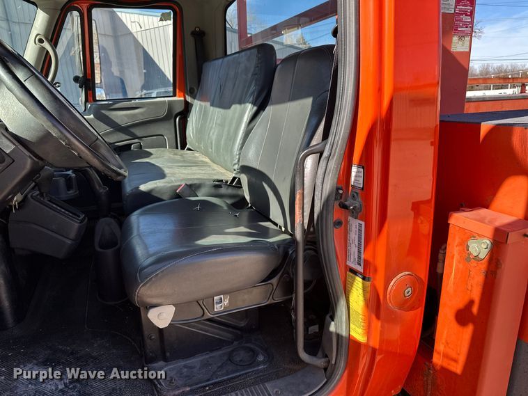 image for item ES1021 2008 International 4100 SBA bucket truck