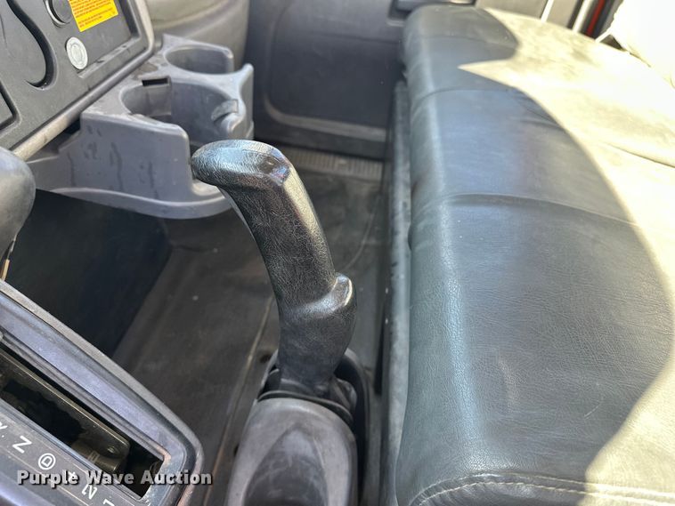 image for item ES1021 2008 International 4100 SBA bucket truck