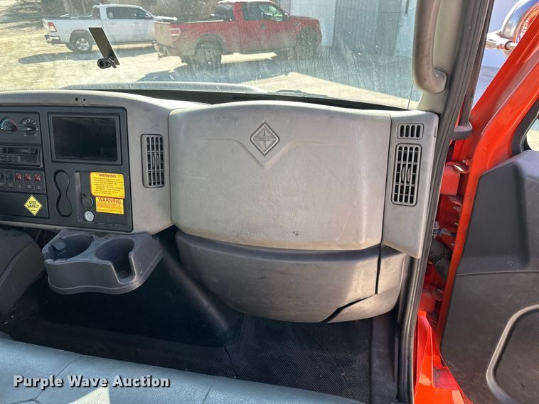 image for item ES1021 2008 International 4100 SBA bucket truck