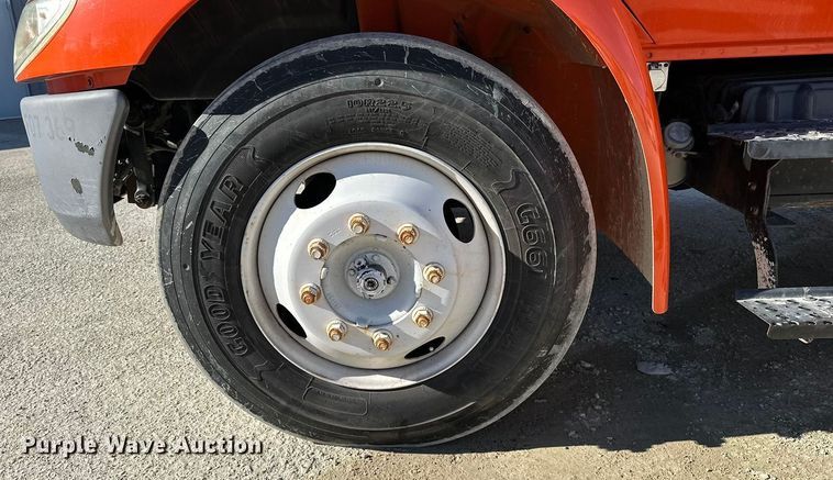 image for item ES1021 2008 International 4100 SBA bucket truck