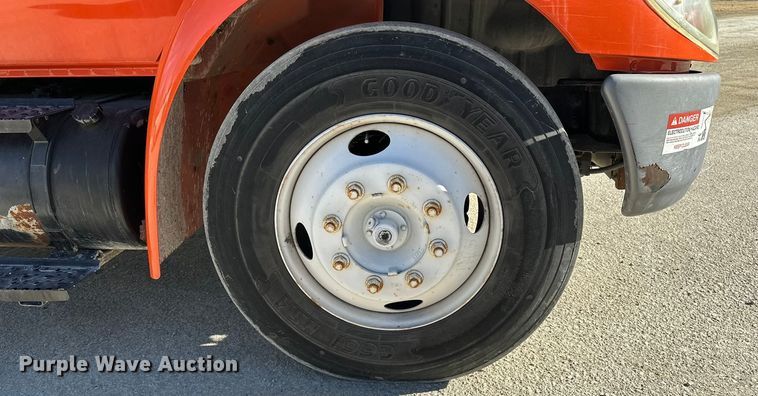 image for item ES1021 2008 International 4100 SBA bucket truck