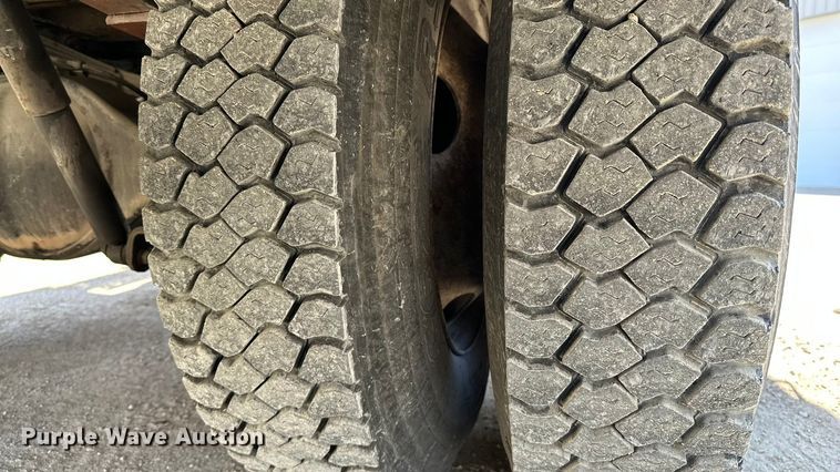 image for item ES1021 2008 International 4100 SBA bucket truck