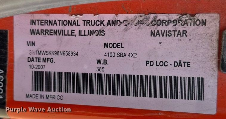 image for item ES1021 2008 International 4100 SBA bucket truck