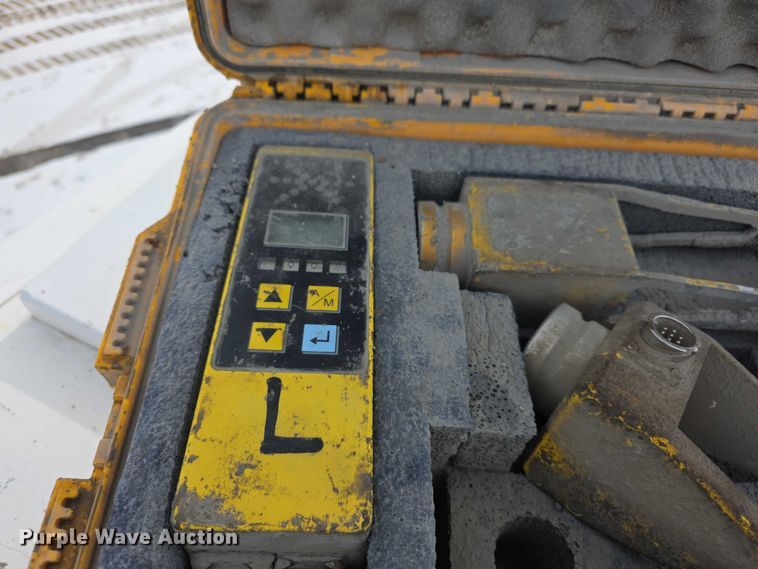 image for item ES1022 2005 Roadtec RX-900 soil stabilizer / reclaimer