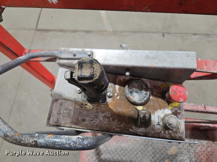 image for item ES2879 Skyjack SJ16 vertical lift