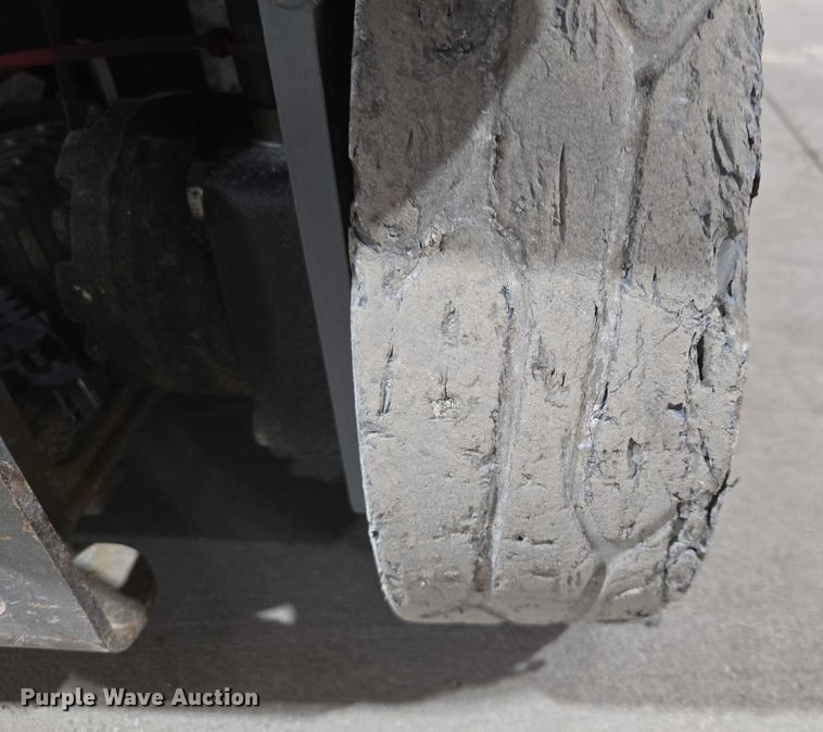 image for item ES2879 Skyjack SJ16 vertical lift