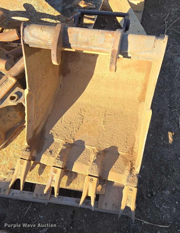 image for item ES2885 Bobcat mini excavator attachments