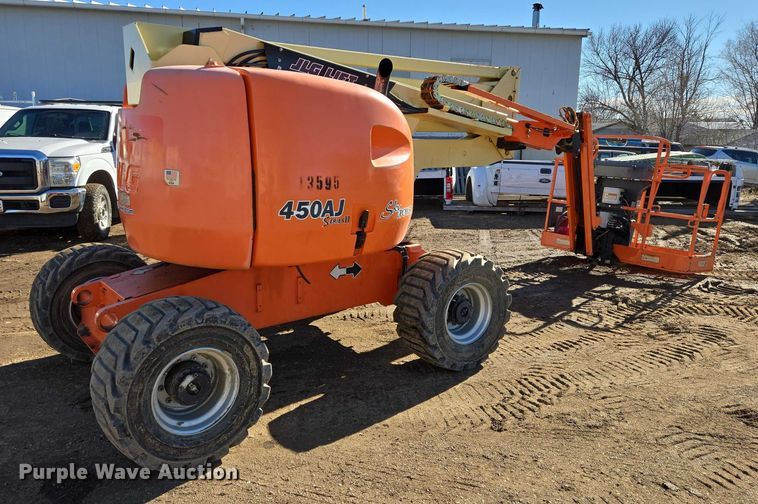 image for item ES2899 2008 JLG 450AJ Series II boom lift