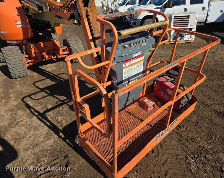 image for item ES2899 2008 JLG 450AJ Series II boom lift