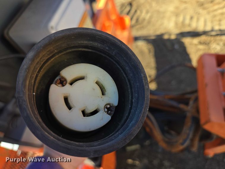 image for item ES2899 2008 JLG 450AJ Series II boom lift