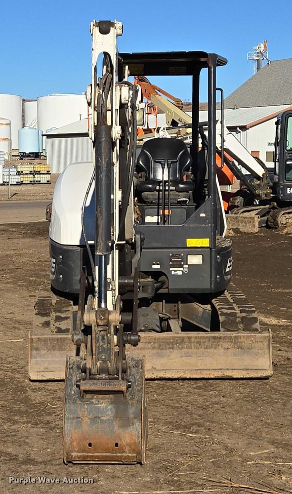 image for item ES2901 2017 Bobcat E35 mini excavator