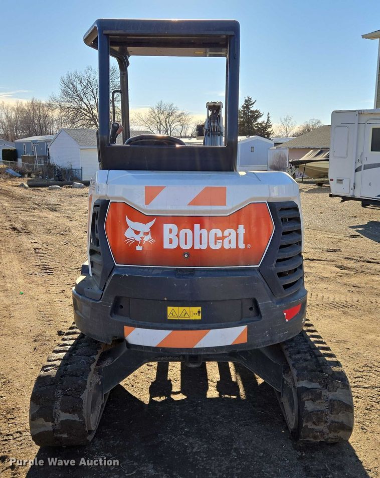 image for item ES2901 2017 Bobcat E35 mini excavator