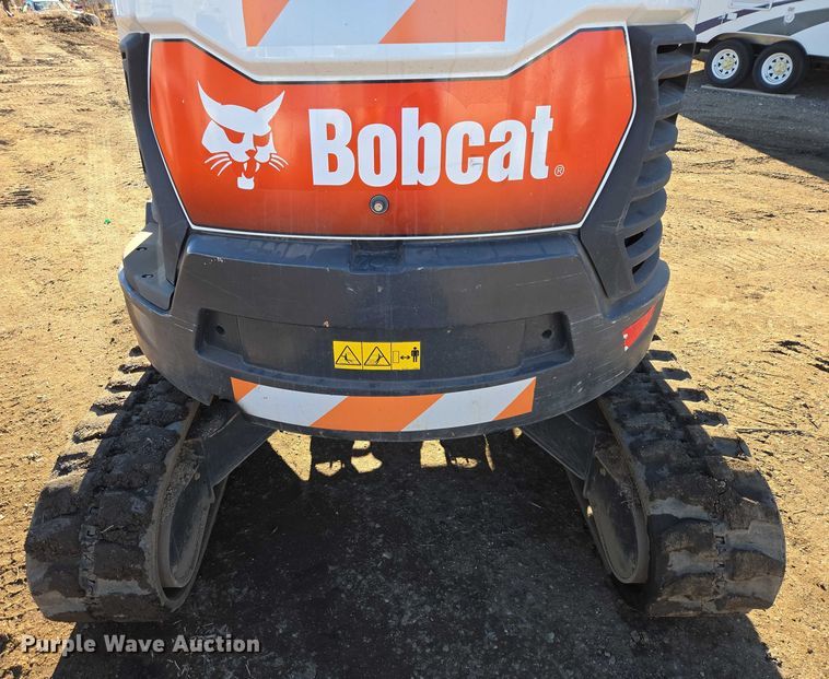 image for item ES2901 2017 Bobcat E35 mini excavator
