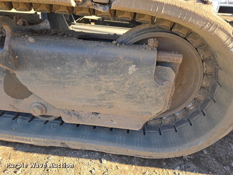 image for item ES2901 2017 Bobcat E35 mini excavator