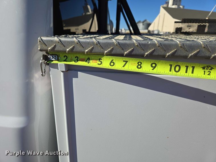 image for item ES2904 2015 Ford F350 Super Duty XL Crew Cab utility bed pickup truck