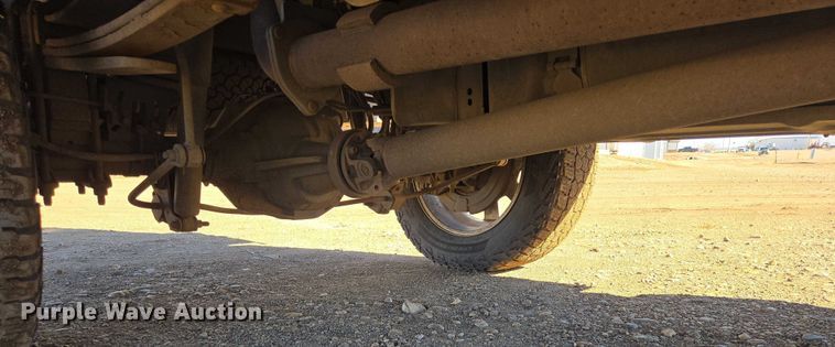 image for item ES2904 2015 Ford F350 Super Duty XL Crew Cab utility bed pickup truck