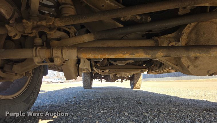 image for item ES2904 2015 Ford F350 Super Duty XL Crew Cab utility bed pickup truck