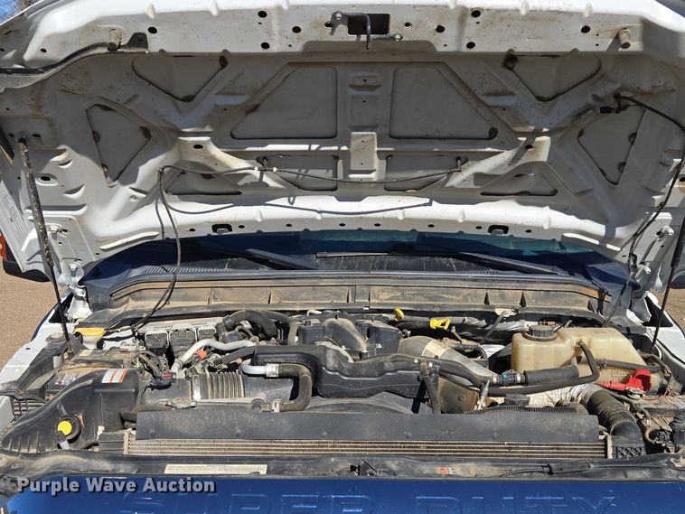 image for item ES2904 2015 Ford F350 Super Duty XL Crew Cab utility bed pickup truck