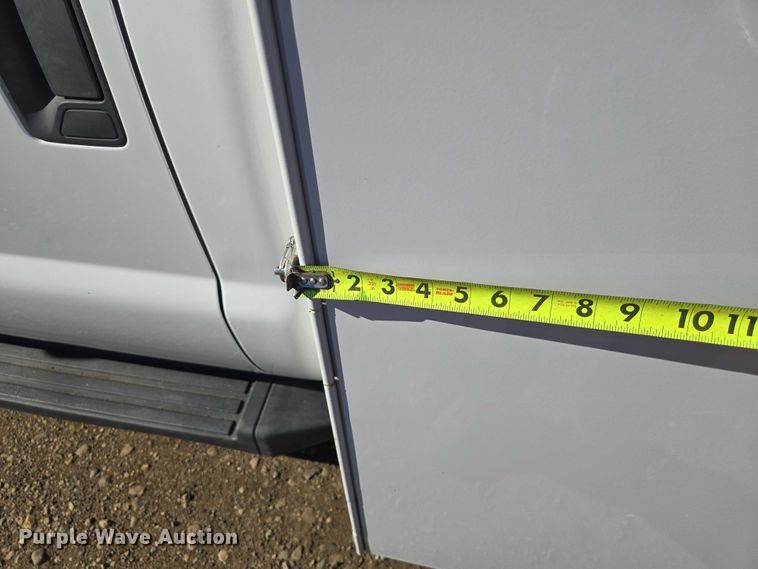 image for item ES2905 2015 Ford F350 Super Duty XL Crew Cab utility bed pickup truck