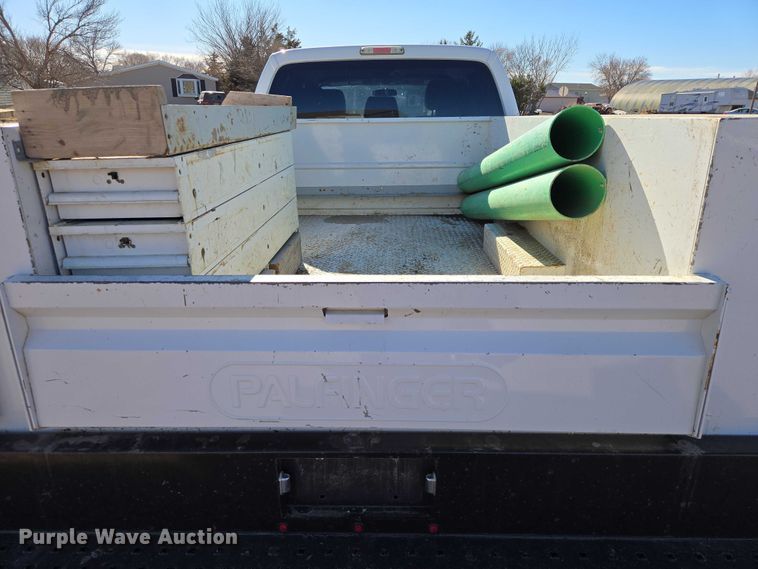 image for item ES2905 2015 Ford F350 Super Duty XL Crew Cab utility bed pickup truck