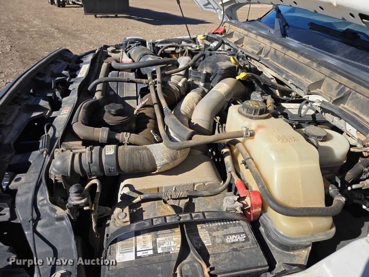 image for item ES2905 2015 Ford F350 Super Duty XL Crew Cab utility bed pickup truck